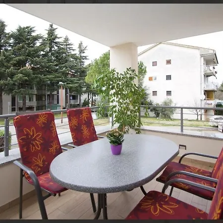 Adria Apartments Porec Exterior photo