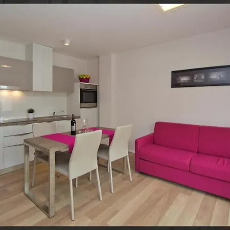 Adria Apartments Porec Exterior photo